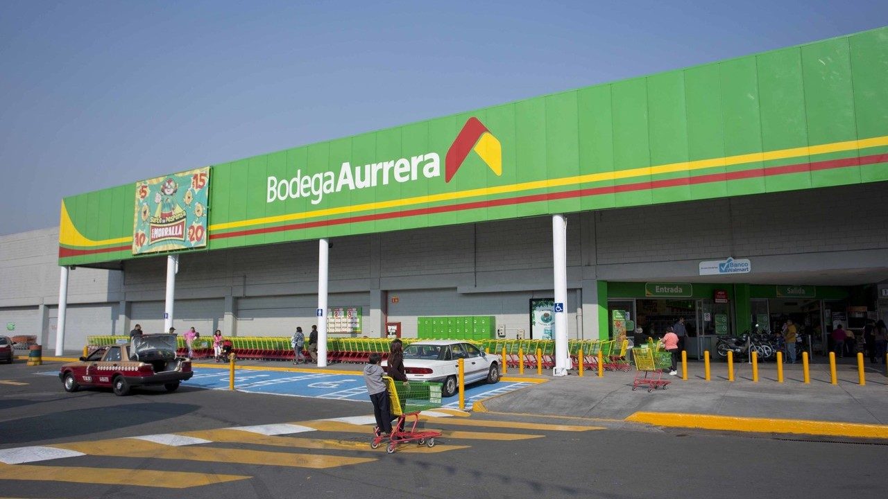 Zalo: A social media giant in the internet age.